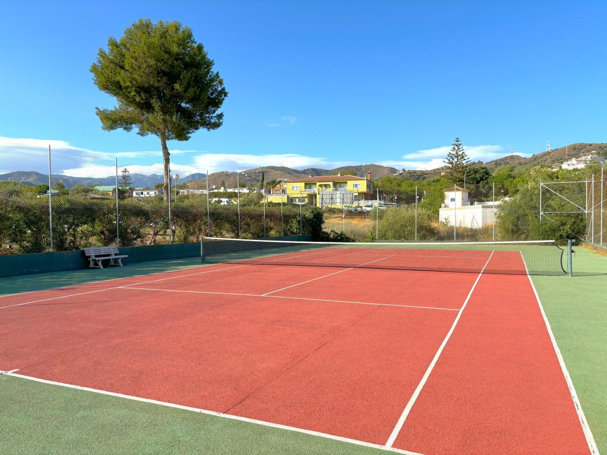 Evans Realty Bb Adosado & Piscina & Tenis & Jardines トロクス・コスタ エクステリア 写真
