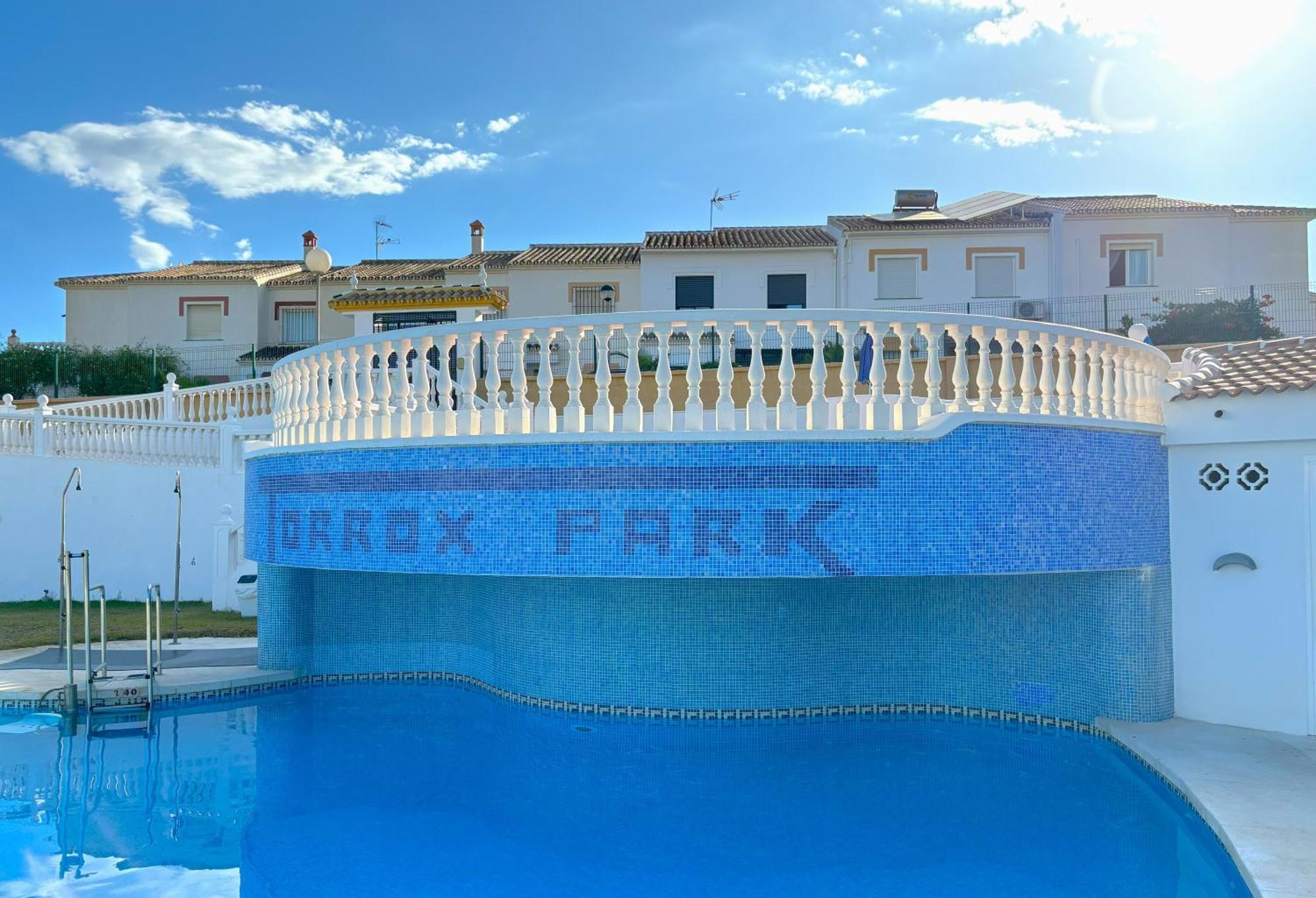 Evans Realty Bb Adosado & Piscina & Tenis & Jardines トロクス・コスタ エクステリア 写真